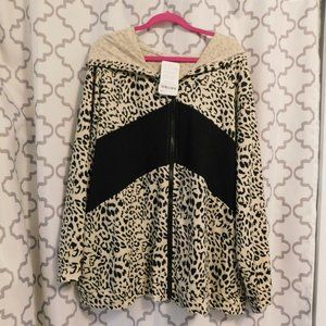 Fetch & Co Cream & Black Animal Print Lightweight Zip up Hoodie - 3X (NW…
